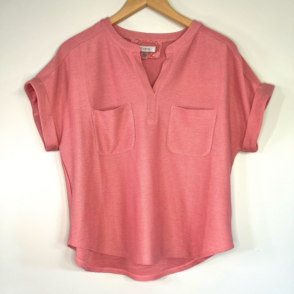 Cupio Coral Short Sleeve Top
